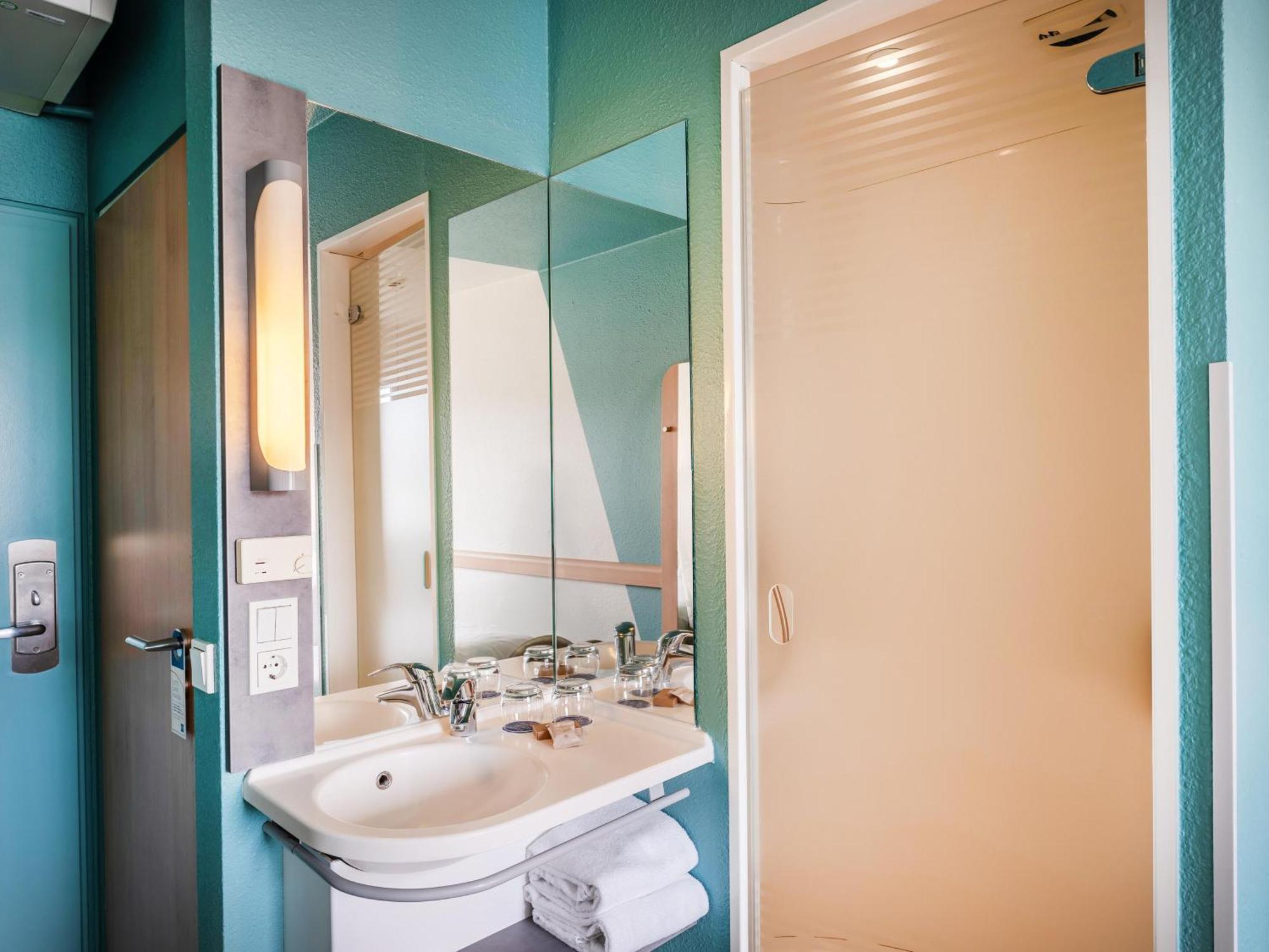 B&B Hotel Koeln-Porz Extérieur photo